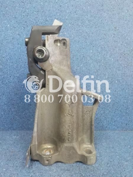 2405511 Правый кронштейн крепления торсиона кабины Scania