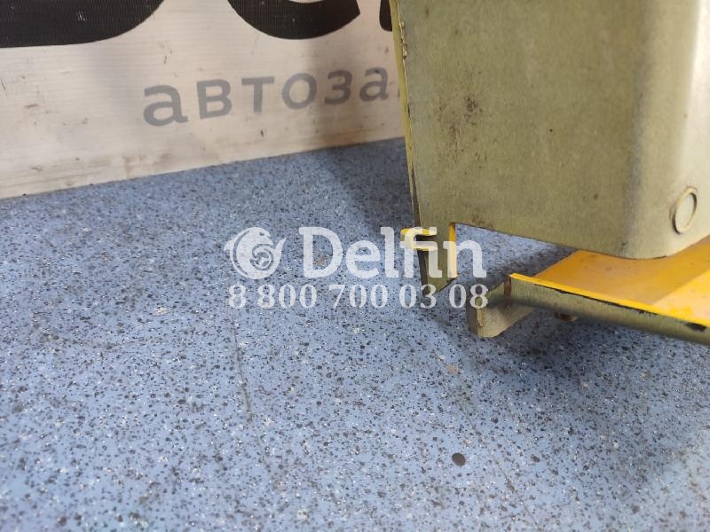 2559301 Корпус левой подножки Scania 6 б/у (Цвет Жёлтый)(уценка)