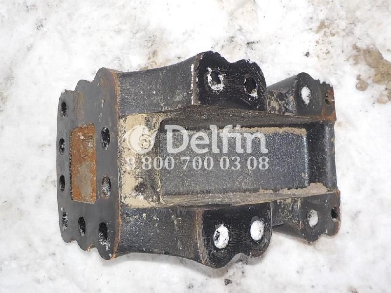 8139776 Кронштейн рамы Iveco