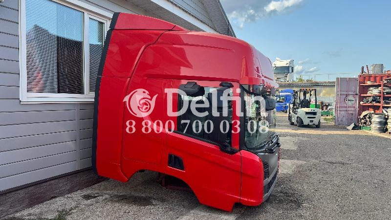 2104585 Кабина Scania 6 P-серия CP20H (Красный цвет)