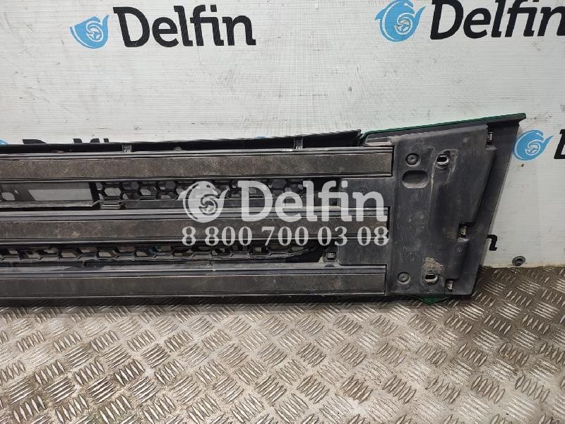 2307678 Решетка радиатора нижняя Scania 6 (Цвет Зеленый)