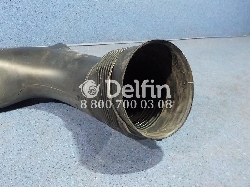 22209002 Патрубок воздушного фильтра Volvo