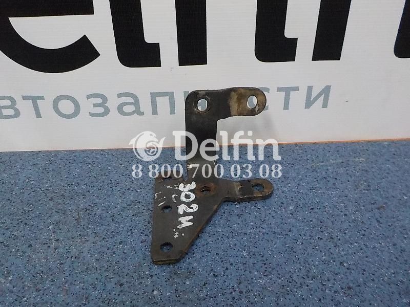 1744597 Кронштейн подножки LH Scania