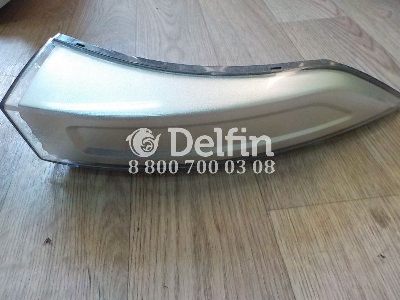 82151205 Указатель поворота правый RH Volvo