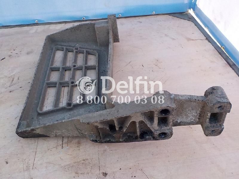 1347131 Подножка LH DAF