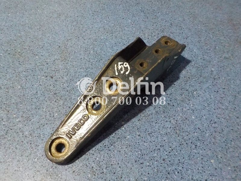8189919 Кронштейн кабины LH Iveco