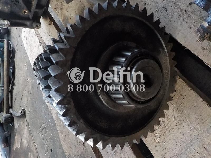 284988 Вал в сборе с шестернями MAN