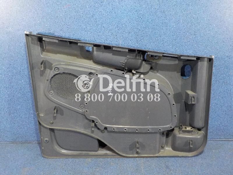 1486790 Обшивка двери правой Scania