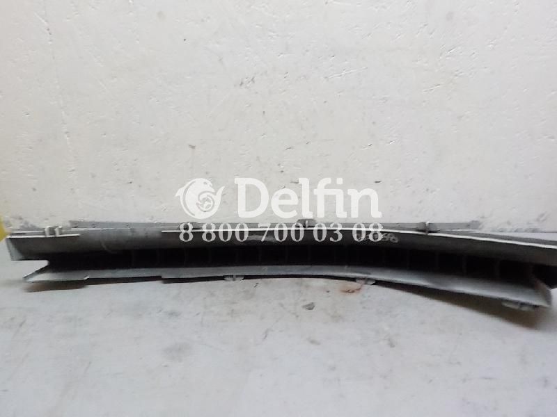 1517650 Накладка крыла правого, передняя часть (цвет белый) Scania CP/CG