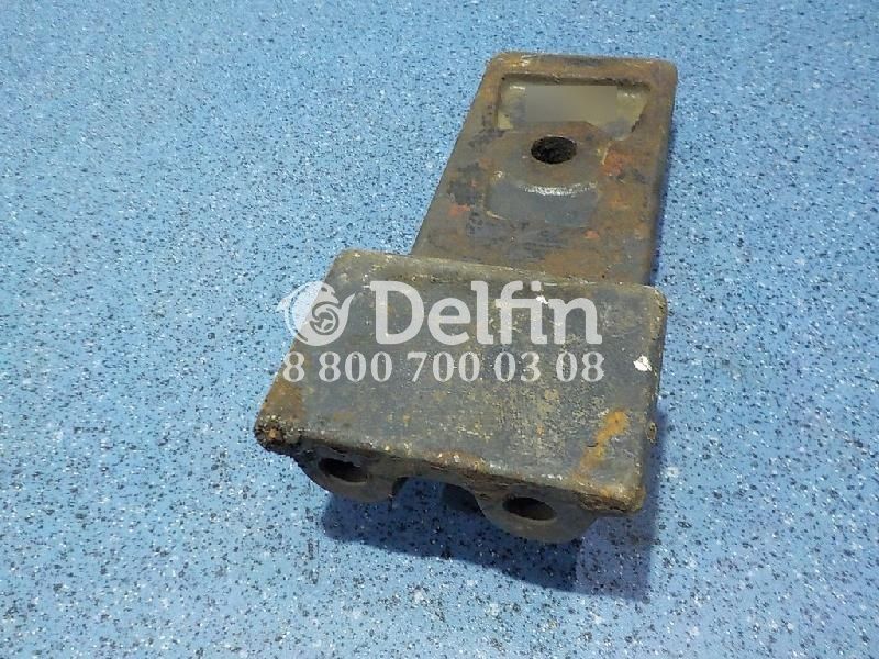 1334431 Кронштейн крепления переднего стабилизатора  Scania