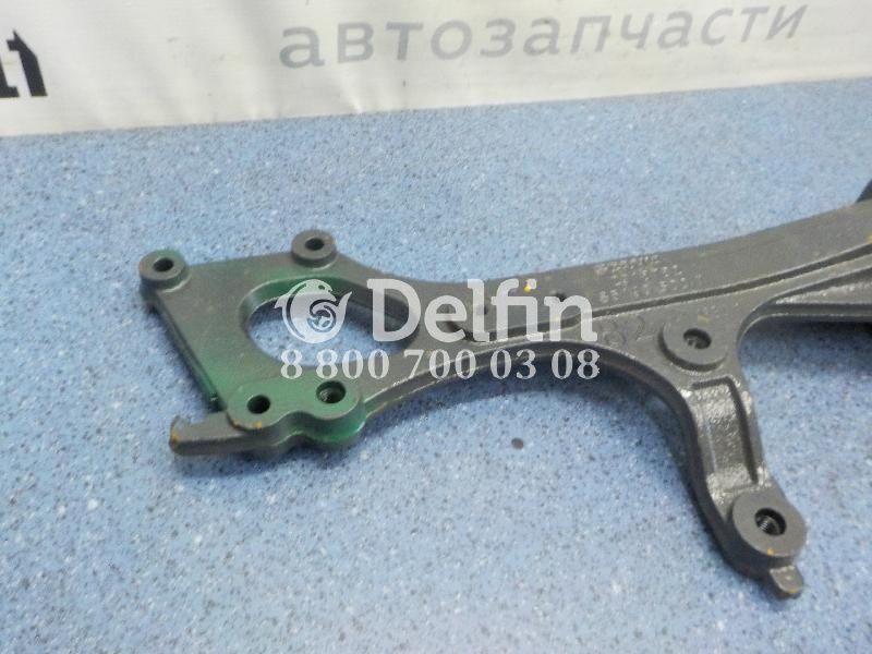 2918782 Кронштейн подножки левый LH Scania  6 серии