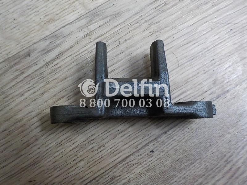 1334194 Кронштейн крышки КПП Scania