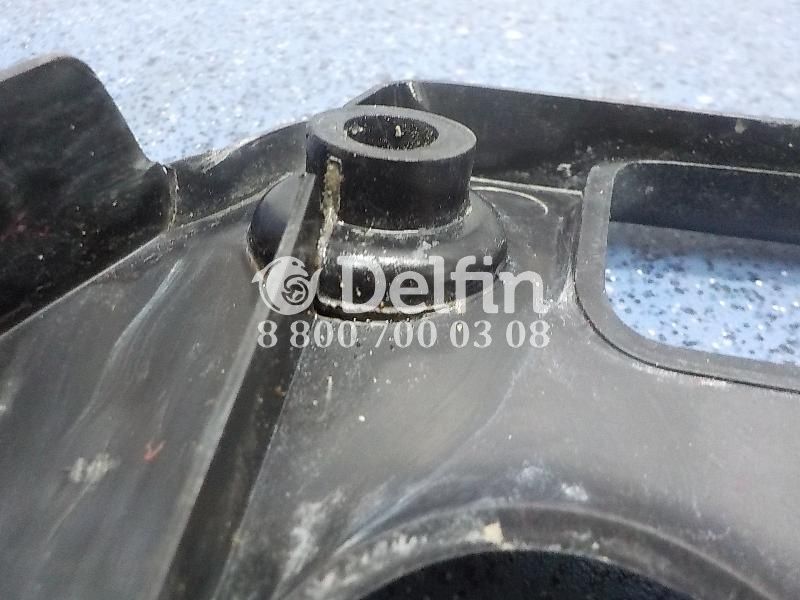 1806857 Крышка бампера LH Scania