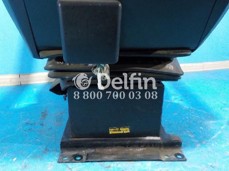 7485131010 Сиденье переднее левое (водительское) Renault