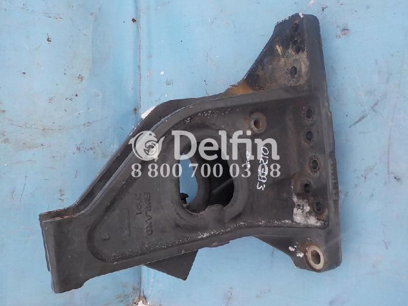 20429246 Кронштейн реактивной тяги RH Volvo