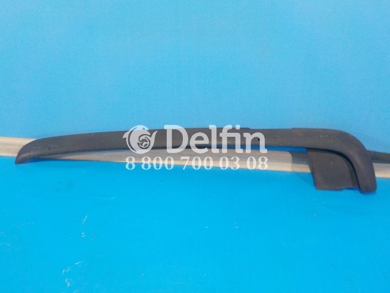 3175905 Накладка лобового стекла LH Volvo