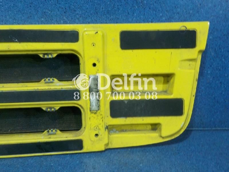 1875843 Облицовка радиатора (в сборе с сетками) Scania