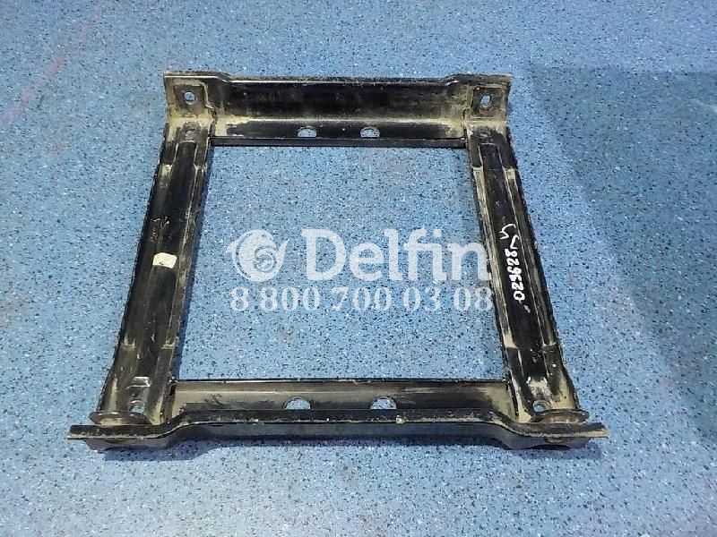 500023628 Кронштейн сиденья Scania