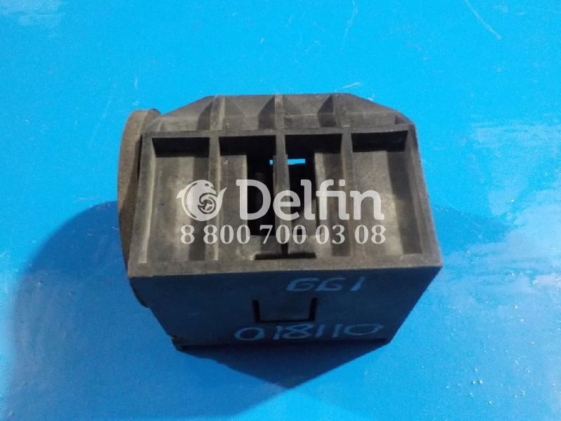 7485124748 Кронштейн радиатора Renault