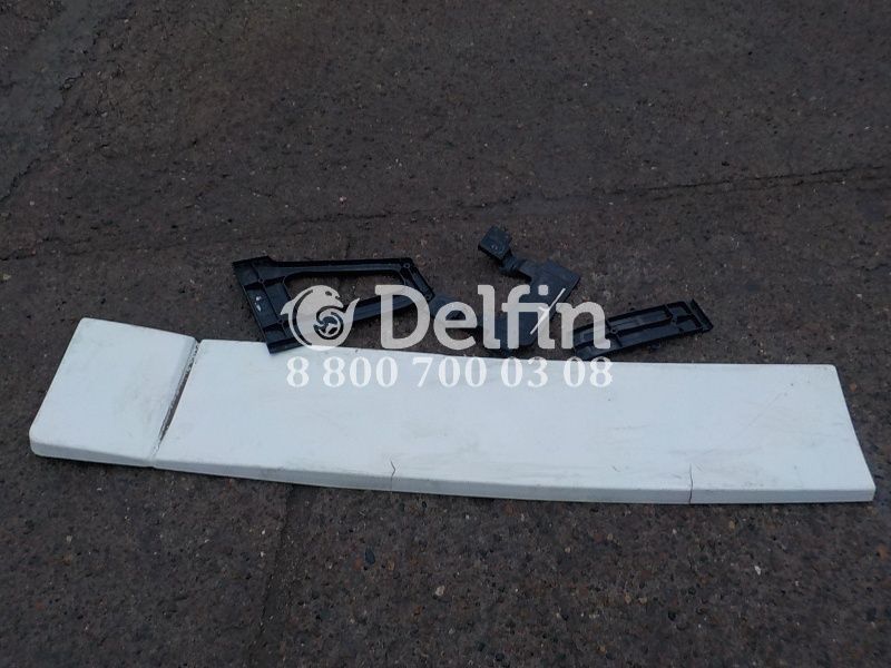 20553909 Спойлер кабины левый с кронштейном Volvo FH (Уценка)