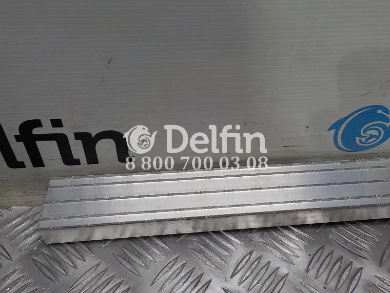 2851230 Профиль решетки радиатора Scania 6 серии (Н)