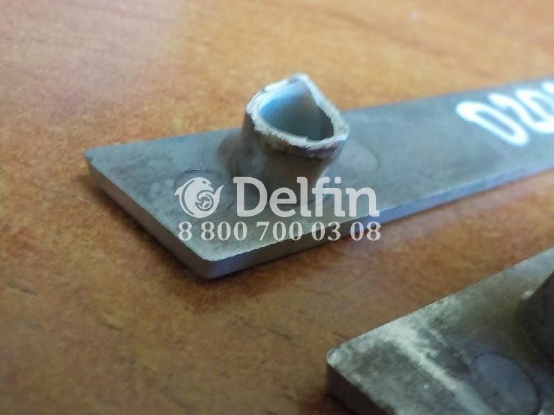 1400028 Эмблема DAF