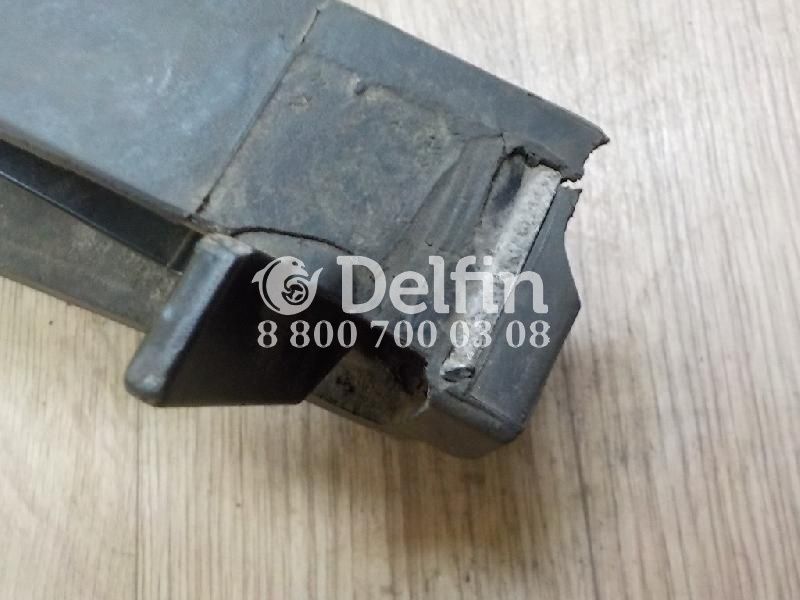 1665957 Ручка двери внутренняя левая DAF