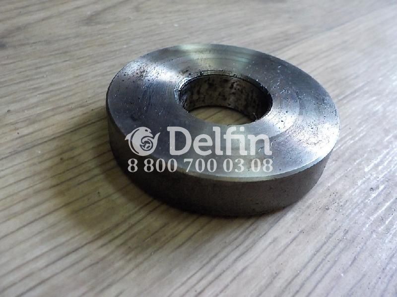 1353861 Дистанционная втулка Scania