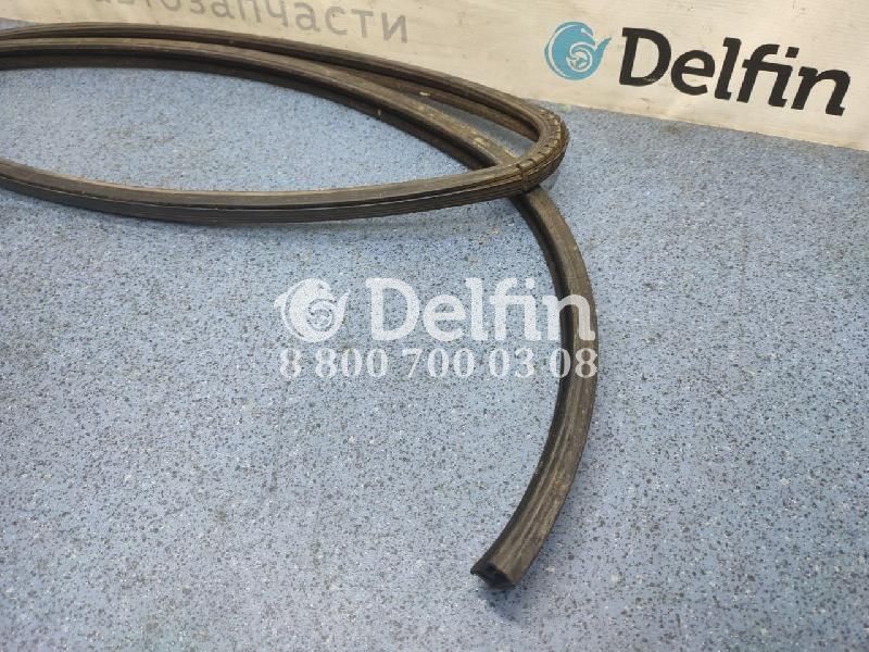 1865522 Уплотнитель направляющей стекла двери левый LH  Scania