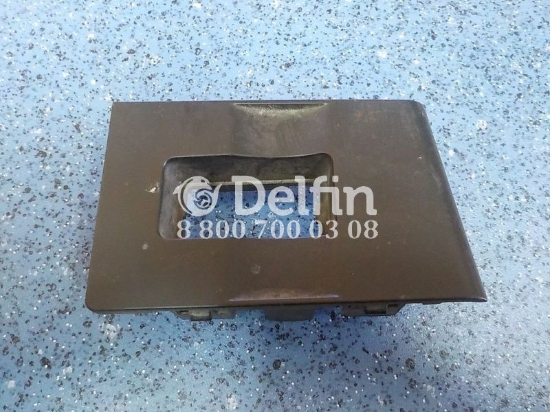 5010538894 Накладка под кнопку стеклоподъемника Renault