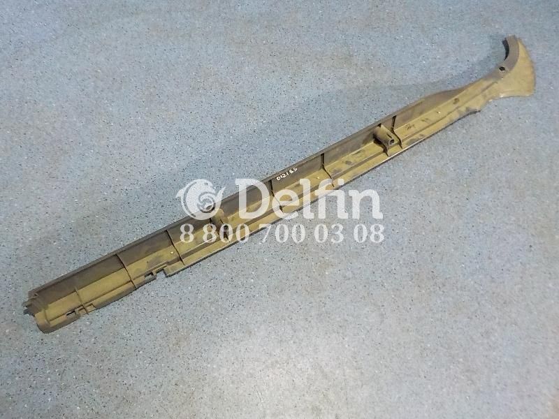 1930375 Обшивка салона над дверью RH Scania