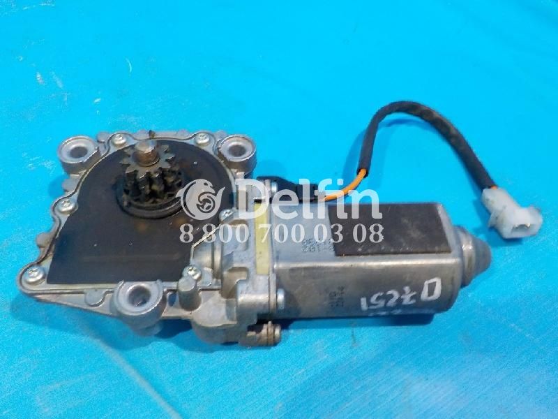 1442292 Моторчик стеклоподъемника левый Scania 5 б/у