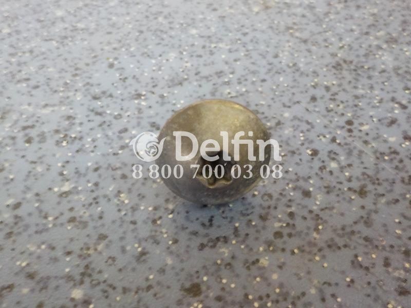 1504902 Ось с заплечиком M8 Scania 6 серии