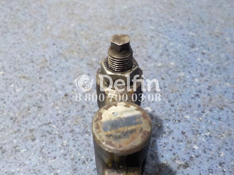 1547920 Коромысло Volvo