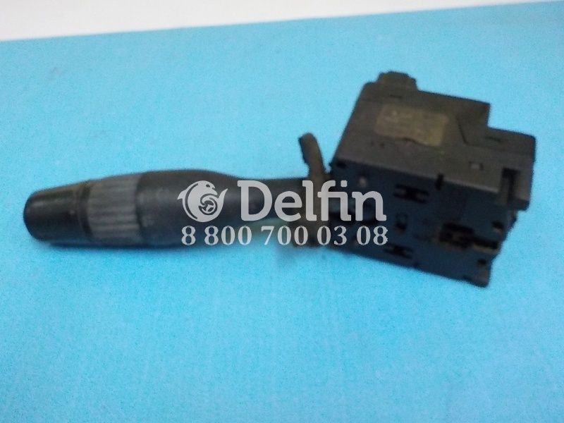 5001837501 Подрулевой переключатель света и поворотов Renault