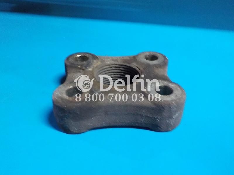 7420997338 Кронштейн под буксировачный крюк Renault