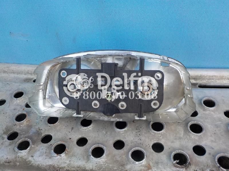 9438201201 Плафон освещения салона справа Mercedes Benz