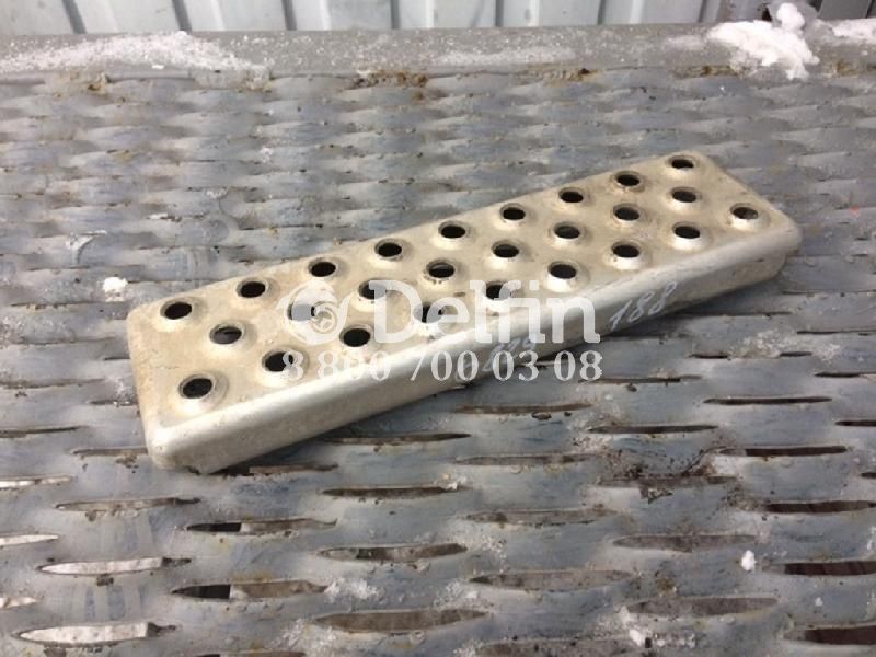 81429020288 Ступень подножки MAN