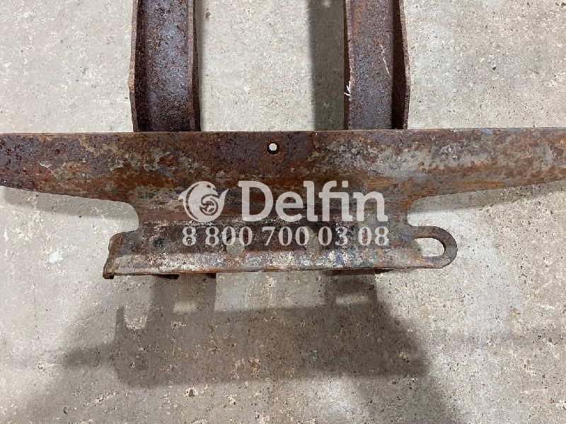 7420974347 Кронштейн глушителя Renault