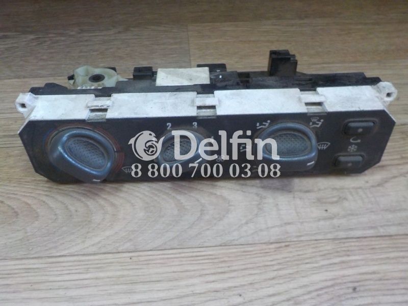 504154607 Блок управления печкой Iveco