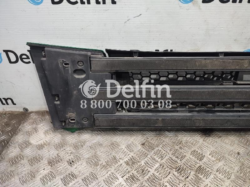 2307678 Решетка радиатора нижняя Scania 6 (Цвет Зеленый)