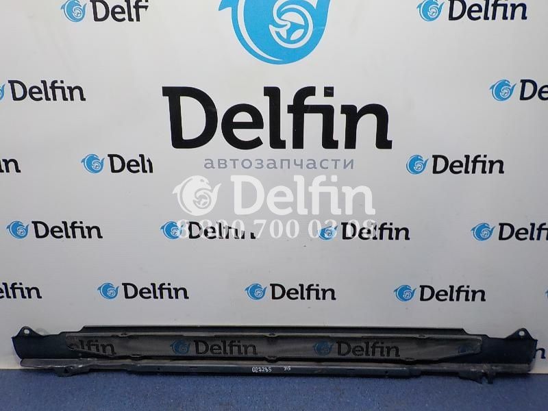 1872160 Средняя решетка радиатора Scania 5 б/у (Уценка)