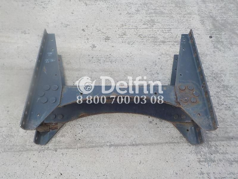 7420466873 Траверса рамы поперечная Renault