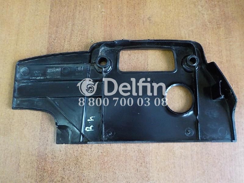 1806994 Крышка бампера RH Scania