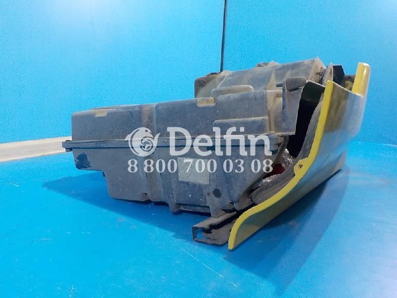 5010578963 Бардачок правый Renault