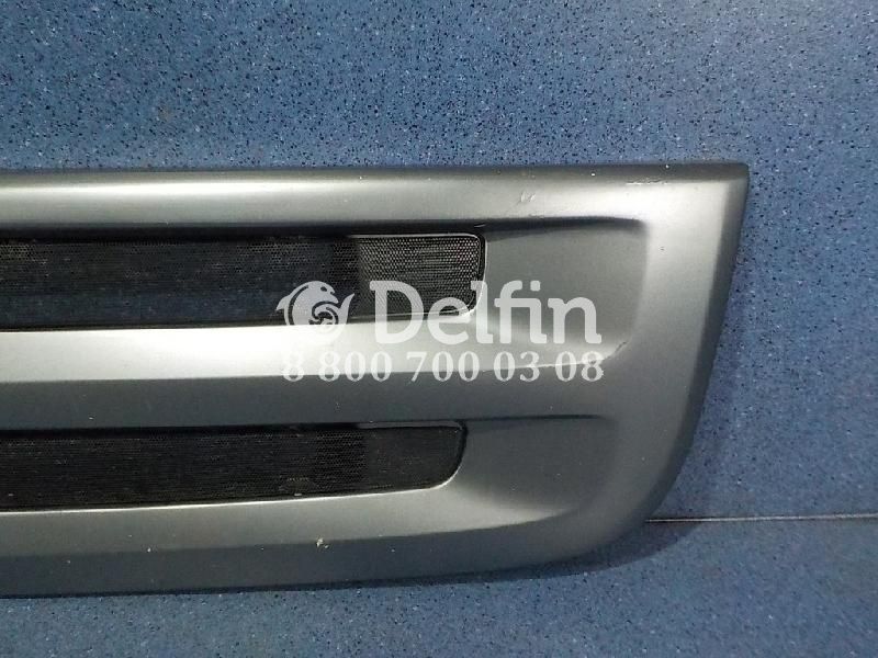 1536807 Решетка радиатора нижняя откидная Scania 5