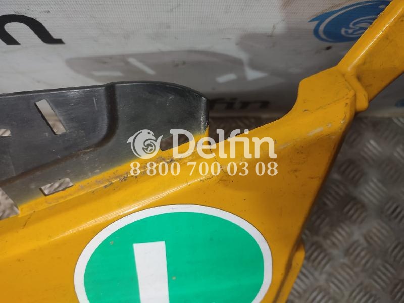 2077928 Средняя часть бампера Scania 6 б/у (Цвет оранжевый)