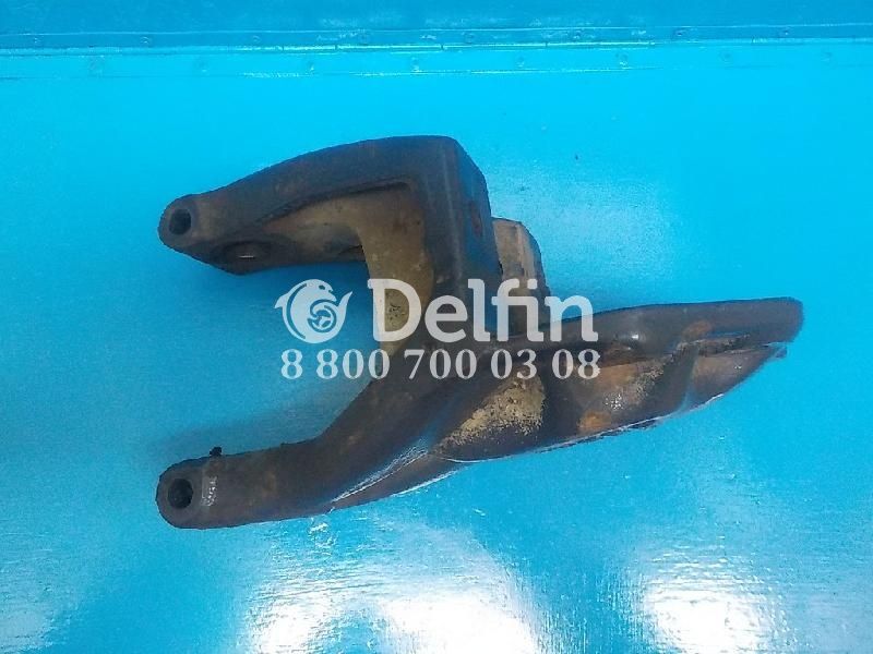 1528325 Кронштейн передней рессоры LH Scania