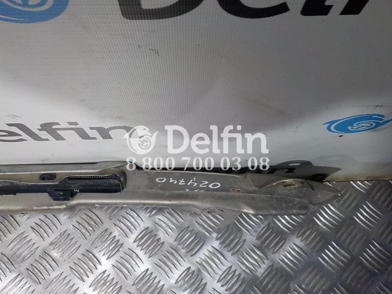 1943985 Защитная сетка (между капотом и откидной площадкой) Scania (Уценка)