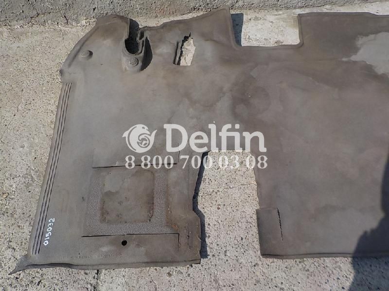 5010468250 Обшивка пола (звукоизоляция) Renault